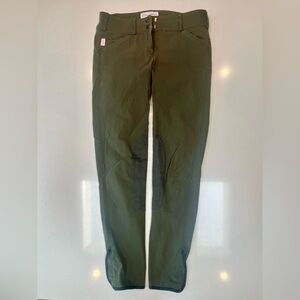 Tailored Sportsman Low-rise Front zip